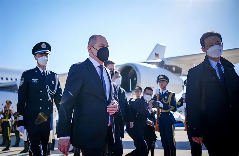 德国也该表示下吧！法国小马诚意足：买160架飞机送一条生产线