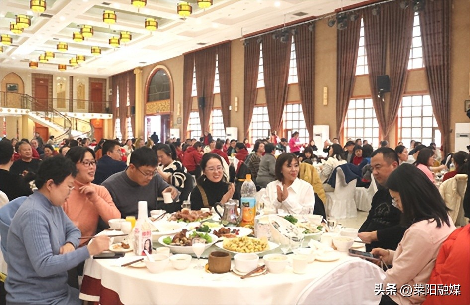 顺应势•德为先•盛运来——山东省顺德盛食品集团2023年新春启动大会隆重举行