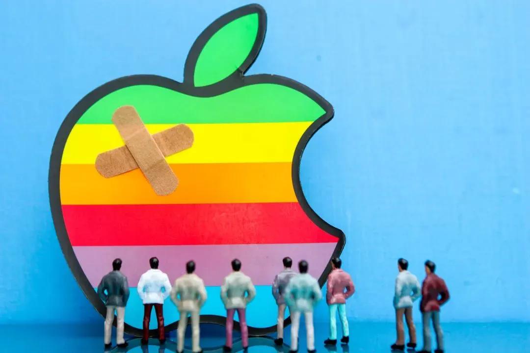 折叠屏pk苹果,折叠屏技术领先苹果