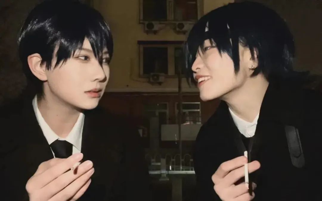 花800元,和纸片人男友约会一天