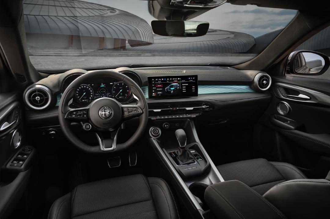 阿尔法罗密欧tonale2024款,阿尔法罗密欧tonale复古