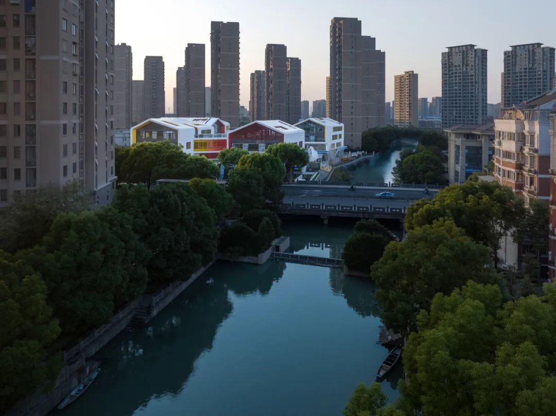 绿野仙踪开启，蒙德斐尔.幼儿园|零壹城市作品