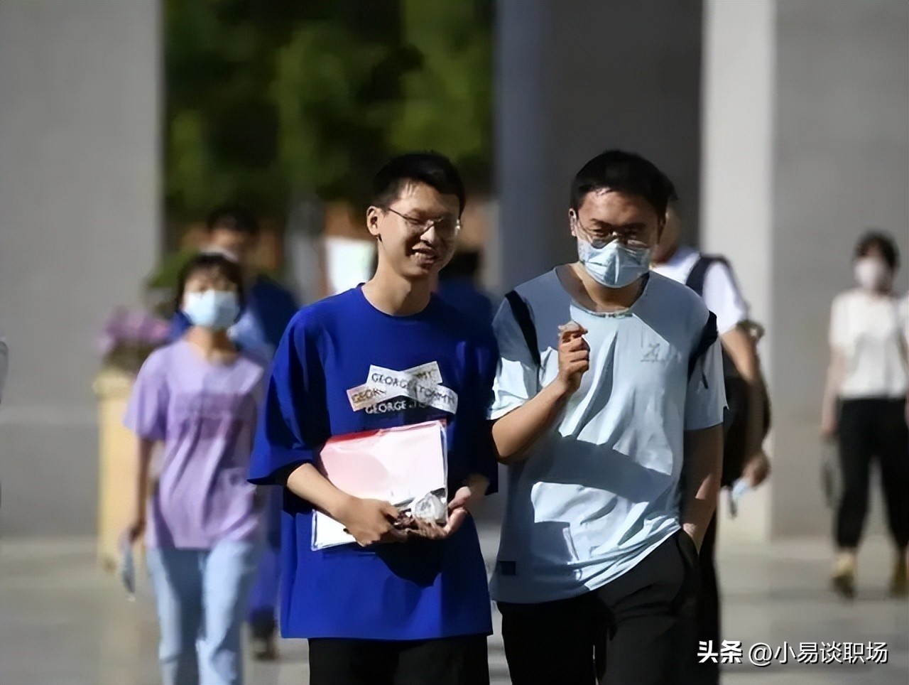 专科生就业率高过本科,专科生就业率为什么这么高