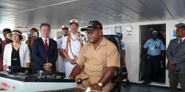 外国人评价和平方舟号医院船,和平方舟医疗船台湾评论