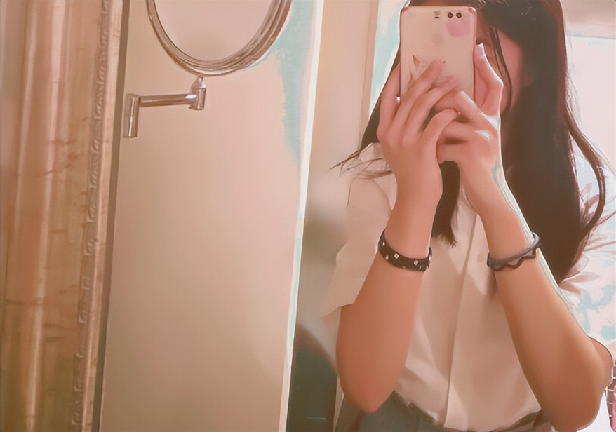 “病态美”：割阴切胃、挑断腿筋，盲目整形，到底怎样才算真的美