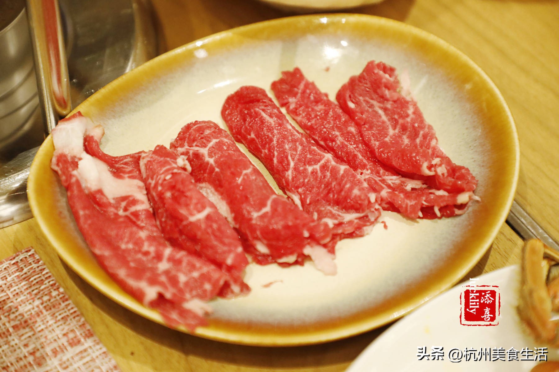 豪横贴秋膘，杭州龙湖皇冠假日酒店泰美味小火锅自助大餐走起