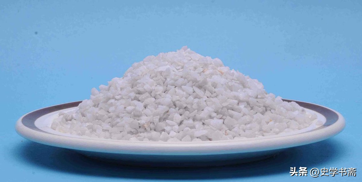 一吨沙子敢卖20万？美国狮子大开口，为何中国光伏硬着头皮做交易