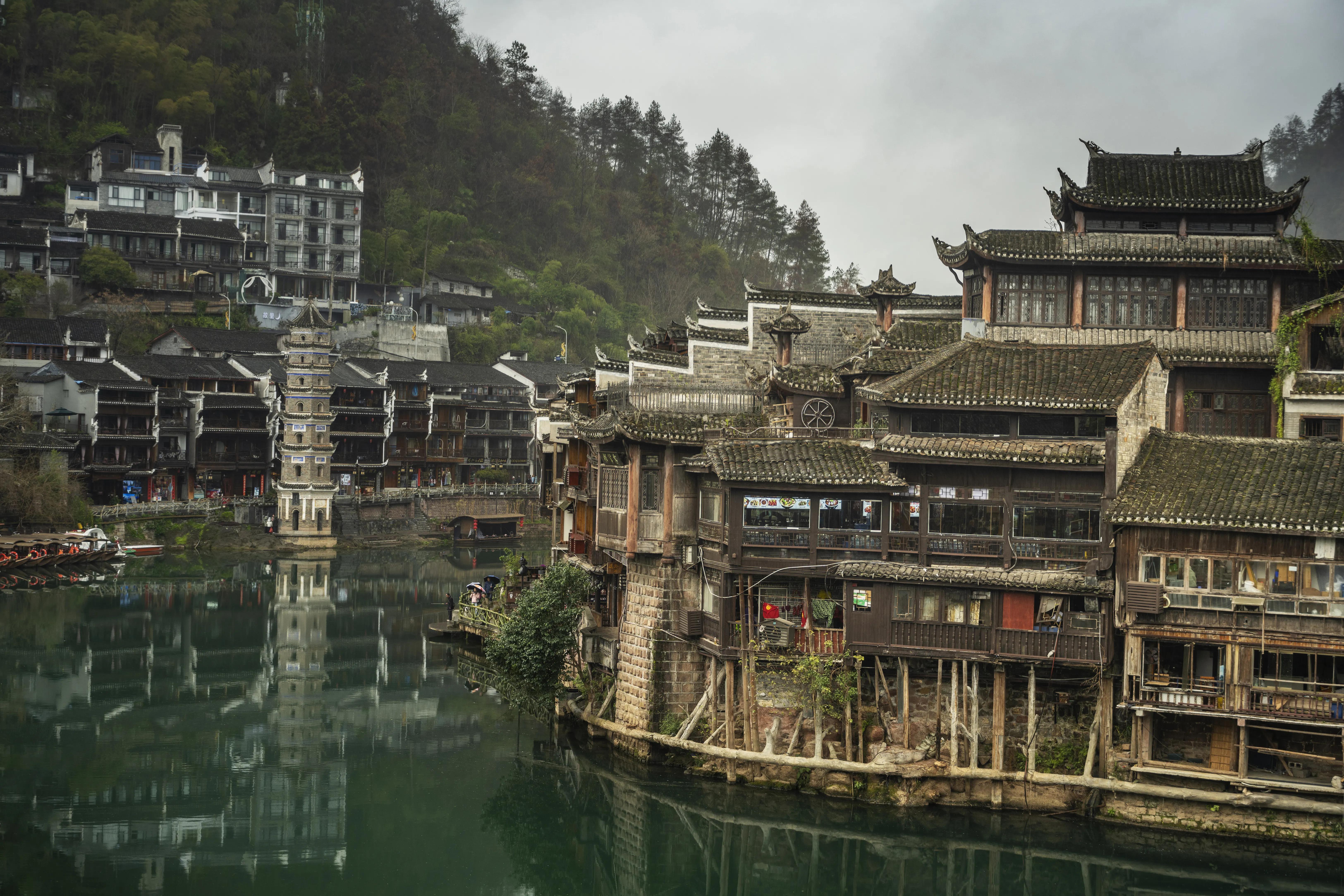 边城凤凰古城,边城凤凰古城好玩吗