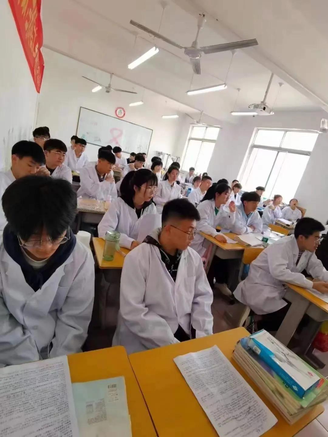 十五六岁的孩子考不上高中,孩子考不上高中应该怎么办