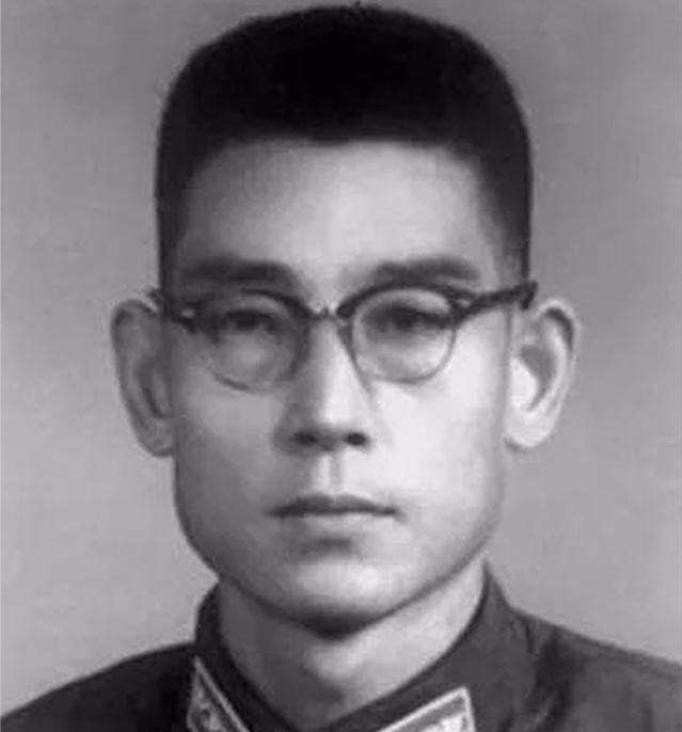 毛主席70大寿，亲自派车去接毛远志：这么多年，你怎么不来看我？