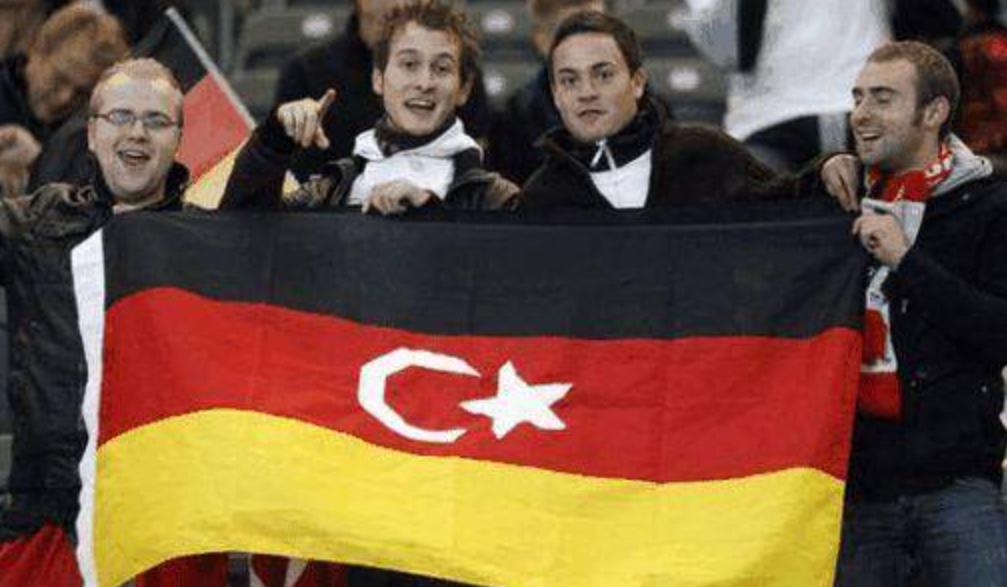 德国足球为什么会断崖式下跌,德国足球黄金一代