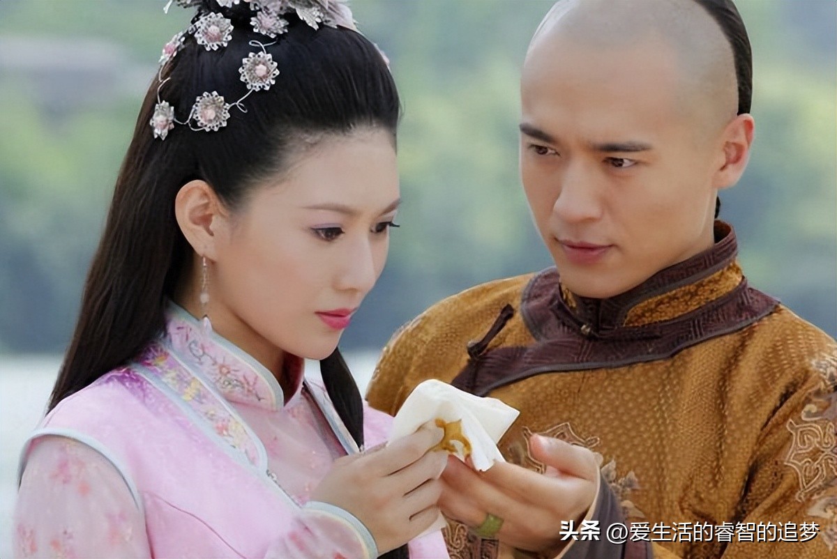 董鄂妃去世顺治帝崩溃片段,董鄂妃病逝顺治帝大闹要出家