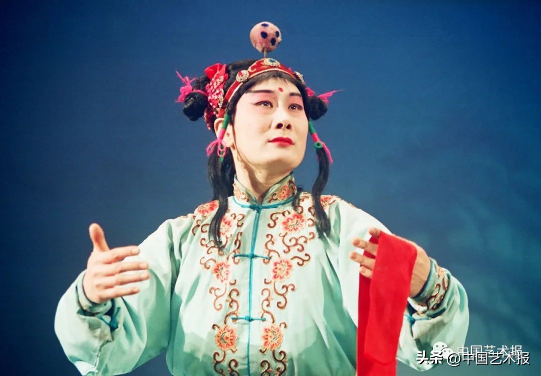 杩欎釜灞曡涓轰粈涔堜細闇囨捈浜哄績,杩欎釜灞曡鎵撶牬鑹烘湳鍜岀敓娲荤殑鐣岄檺