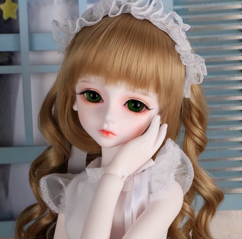 日本网红砸3亿整容上百次！整成法国娃娃：丑八怪在日本活不下去