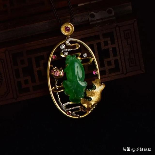 18k金镶嵌翡翠怎么那么便宜,翡翠银镶嵌和18k金镶嵌的区别