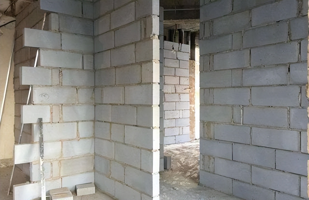 柜子与墙面缝隙多大才算合理,装柜子与墙之间有缝隙怎么解决