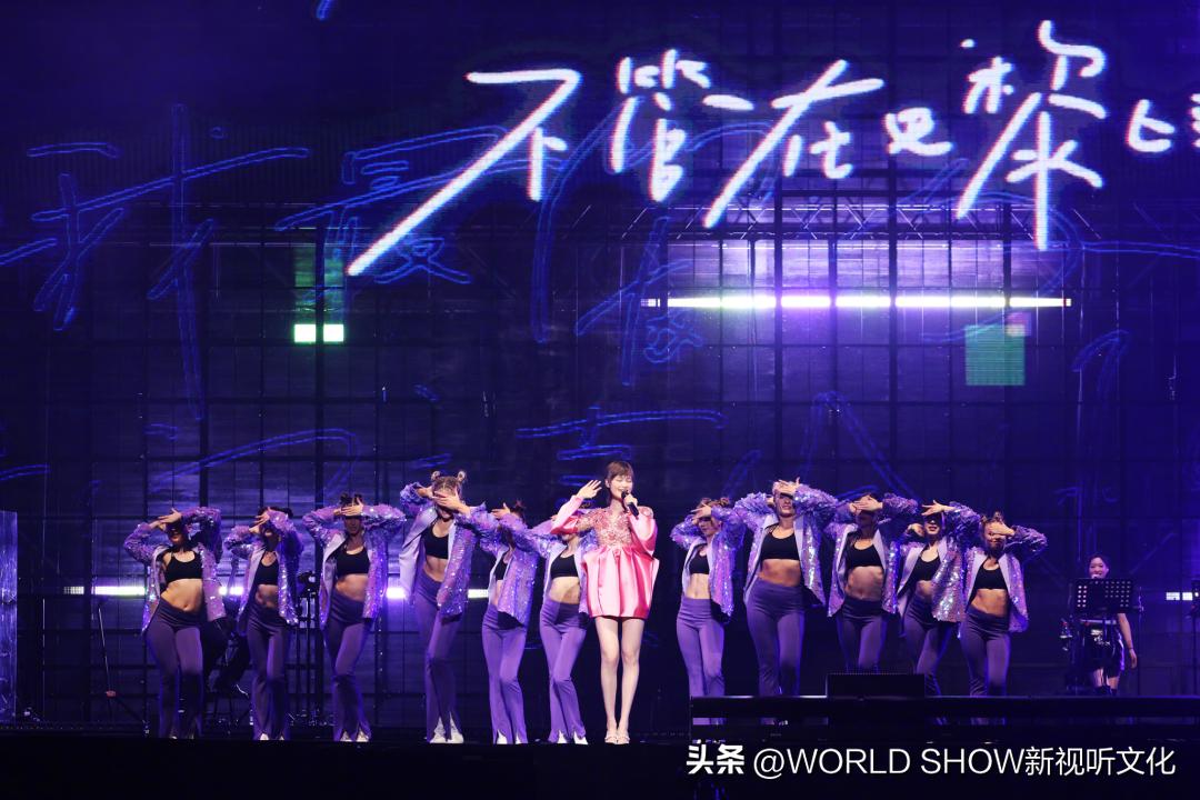 李宇春早春出席活动,李宇春时尚之力盛会