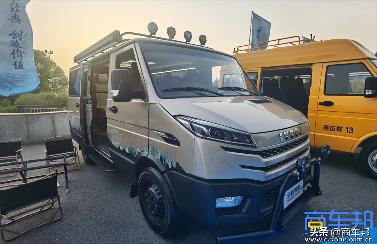 老款经典全顺跟依维柯得意怎么选,依维柯得意和经典全顺哪个更耐用