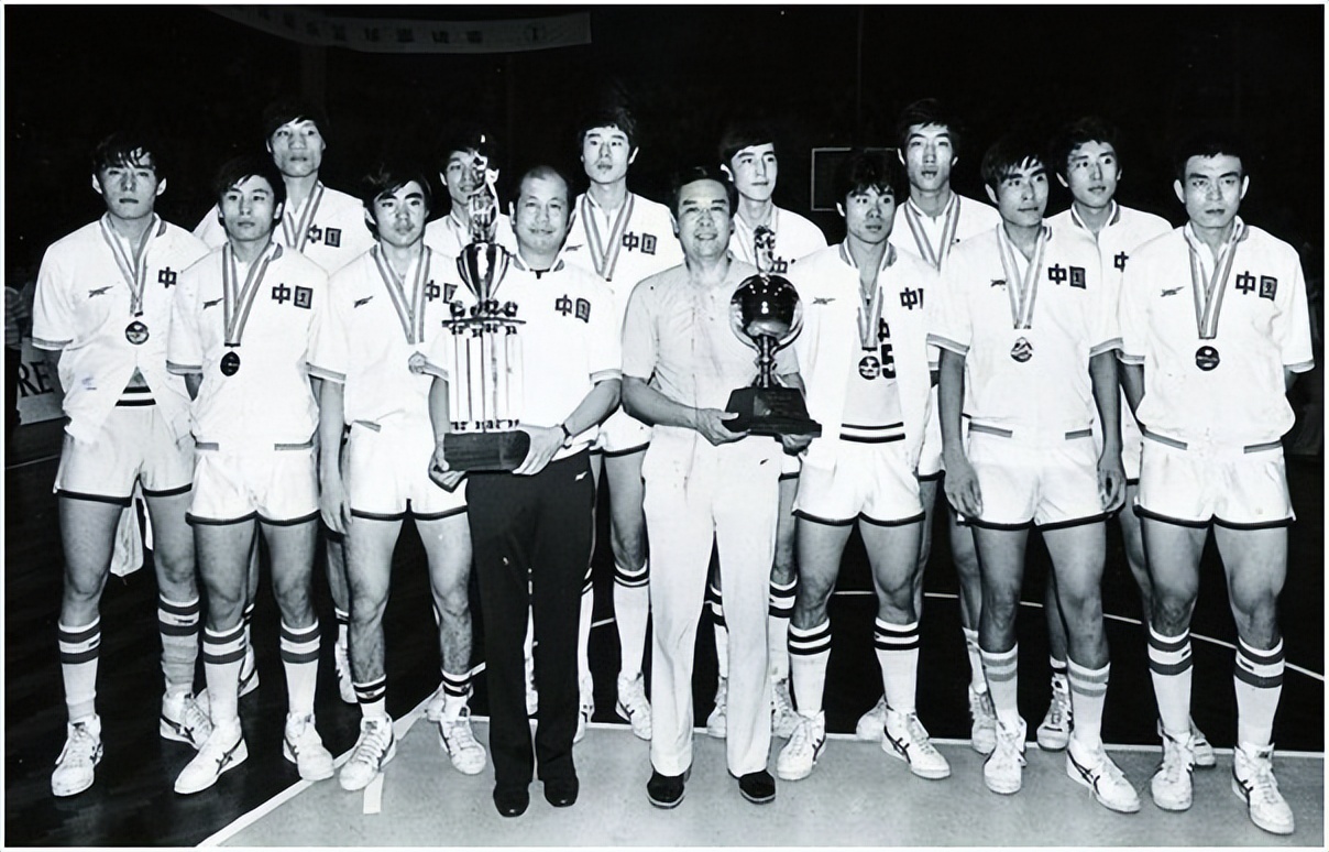 15年中国男篮vs韩国最后一攻,15年亚洲杯男篮逆转韩国