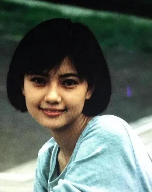 高圆圆的辛酸情史,高圆圆谈了几段情史