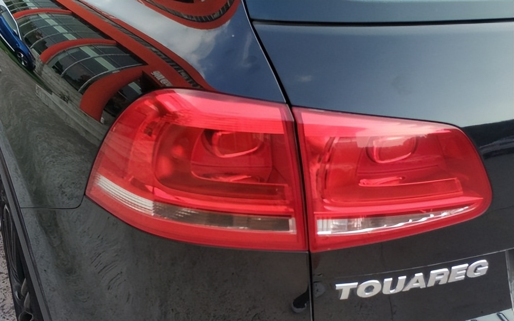 大众途锐低配版多少钱入手,大众途锐v6值得入手吗