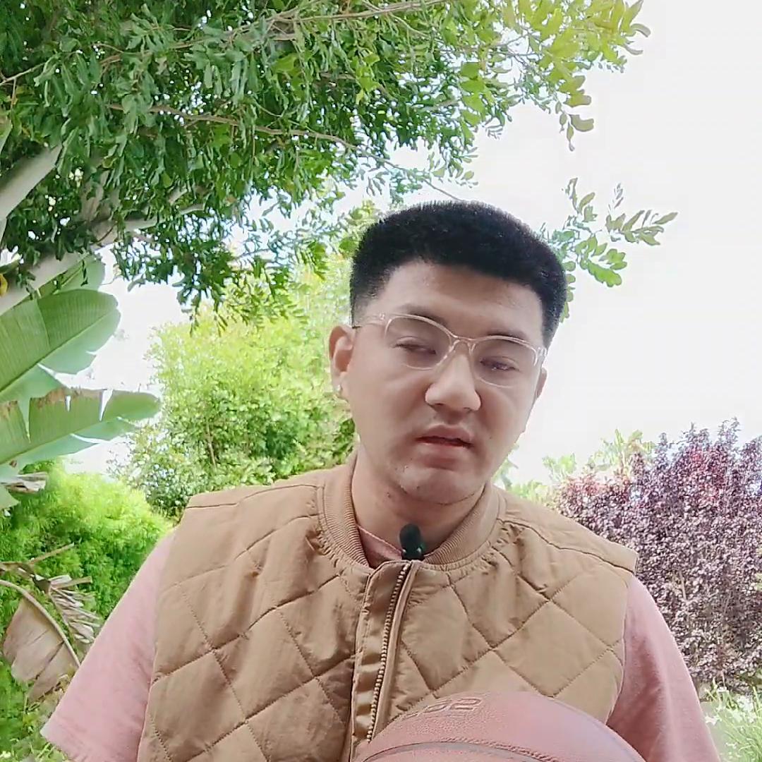 职业球员教你足球过人,职业篮球运动员怎样选择球鞋