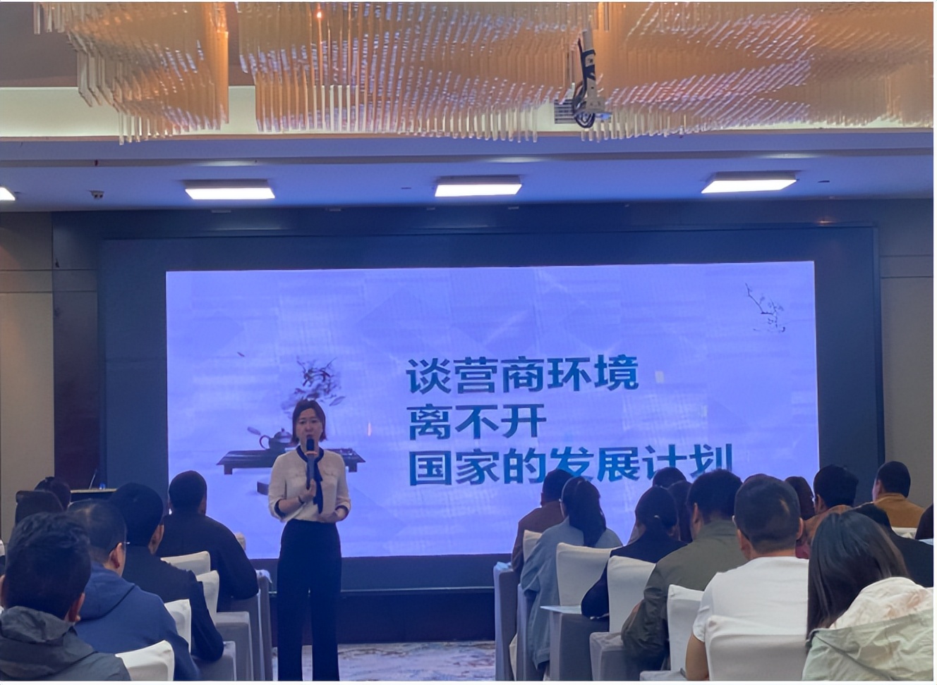 鍚村ē鑰佸笀,鍚村ē鑰佸笀鍩硅