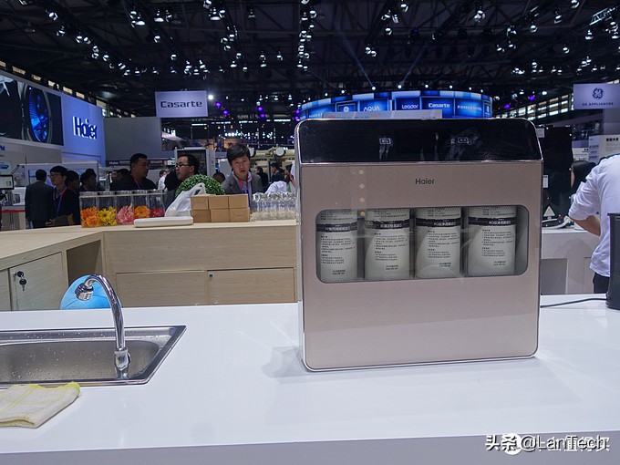 暴走两万步！海量图片带你游览2017年AWE家电展