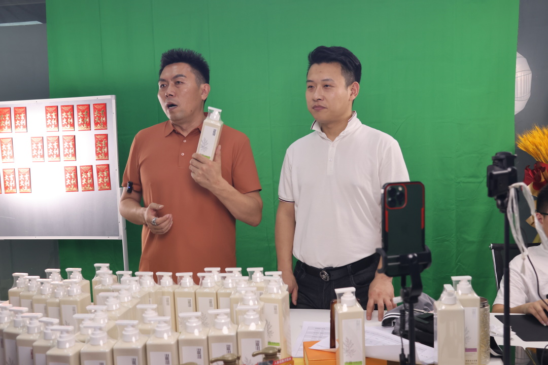 东哥服装尾货,东哥尾货商城怎么样