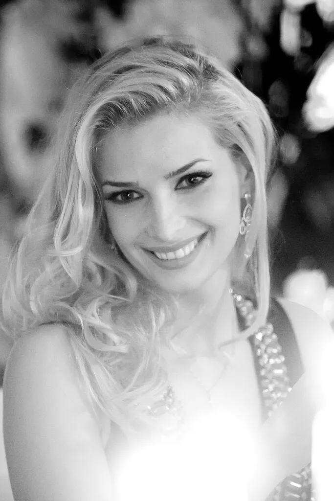 娜塔莉亚科托娃,明星塔季扬娜彼得罗娃