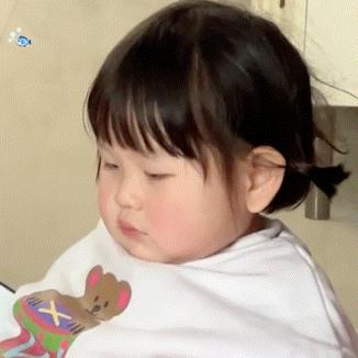 认真工作的样子表情包,一脸认真的可爱表情包