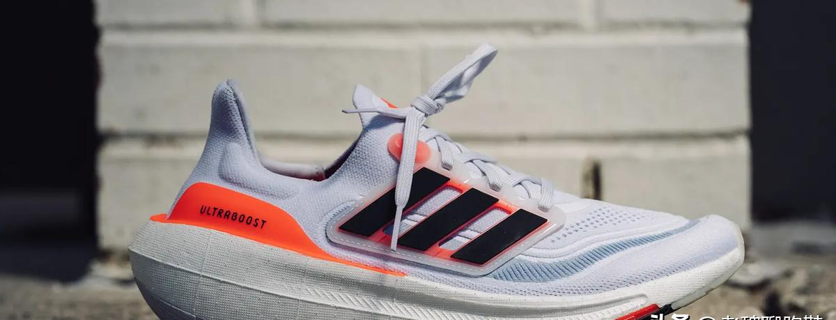 穿了一周阿迪达斯，还是换回了亚瑟士，只因为3点原因无法接受