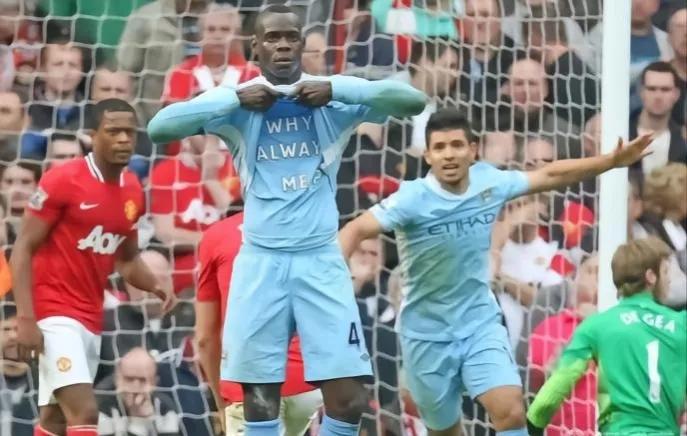 梅西巴神,巴神踢足球视频