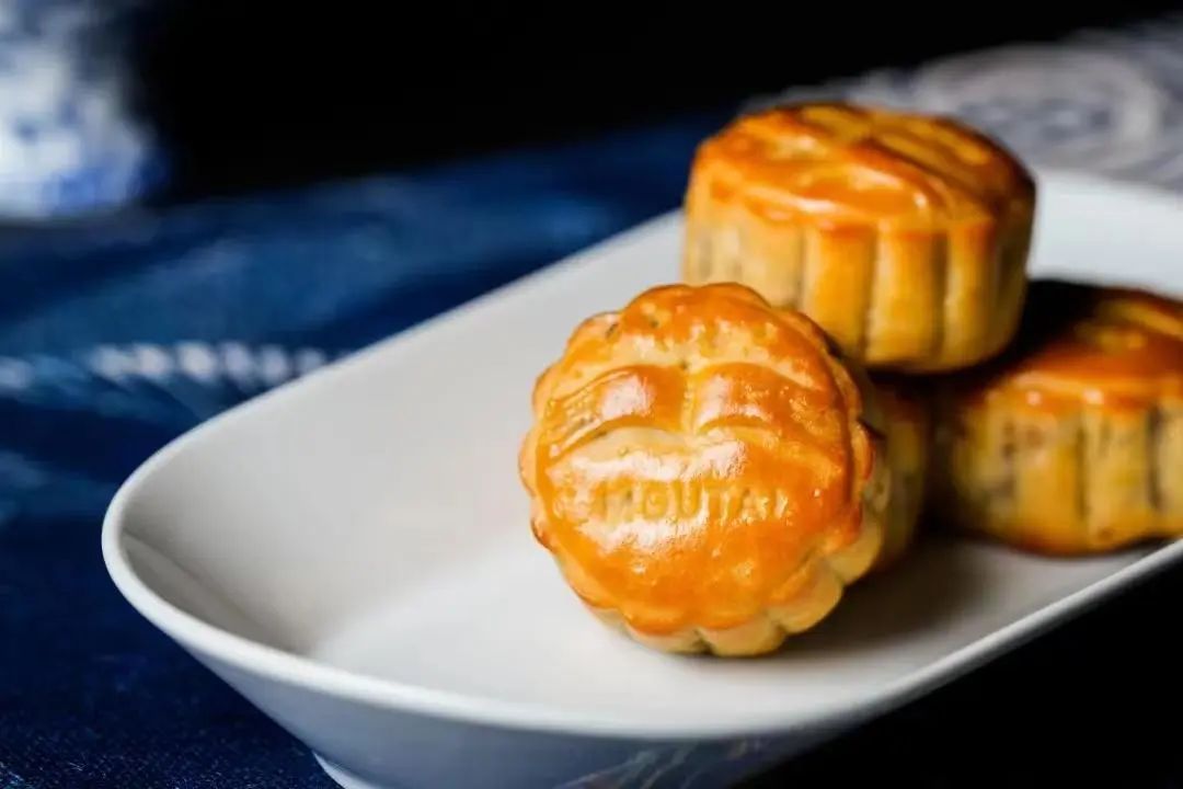 天价月饼过度包装,天价月饼监管执法不严案例