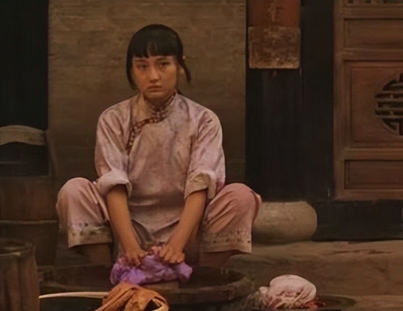 在古代多少钱才能买一个丫鬟,古代买个丫鬟多少钱