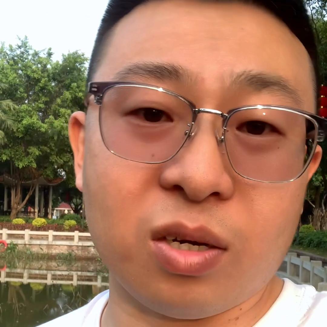 摆地摊创业技巧学生,摆摊技巧新手也能轻松创业