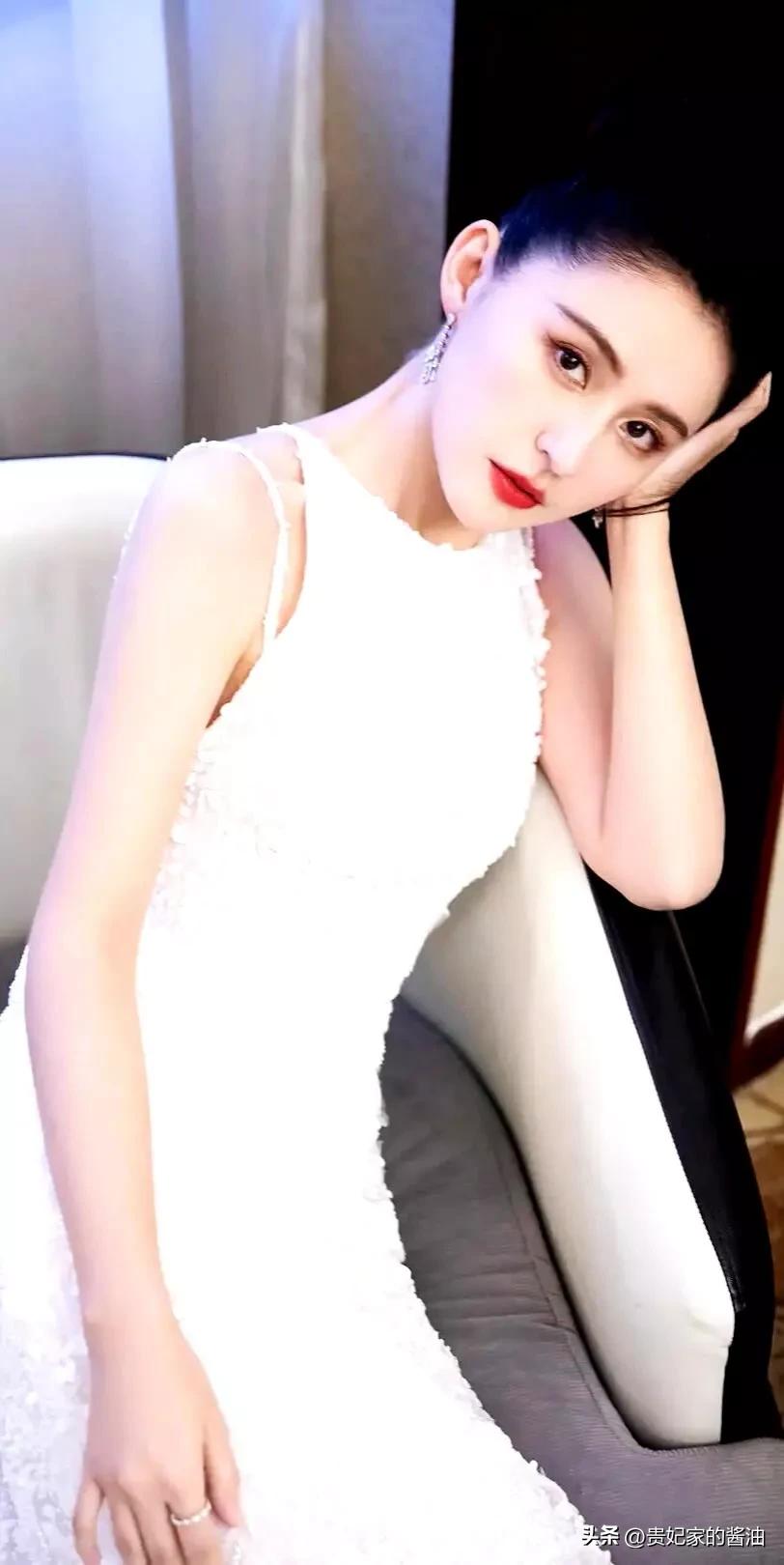 热依扎，1986年7月15日出生——第二部