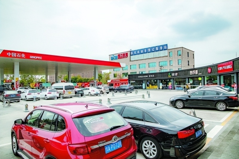 行走四川石油：“圈”住车友的奥秘