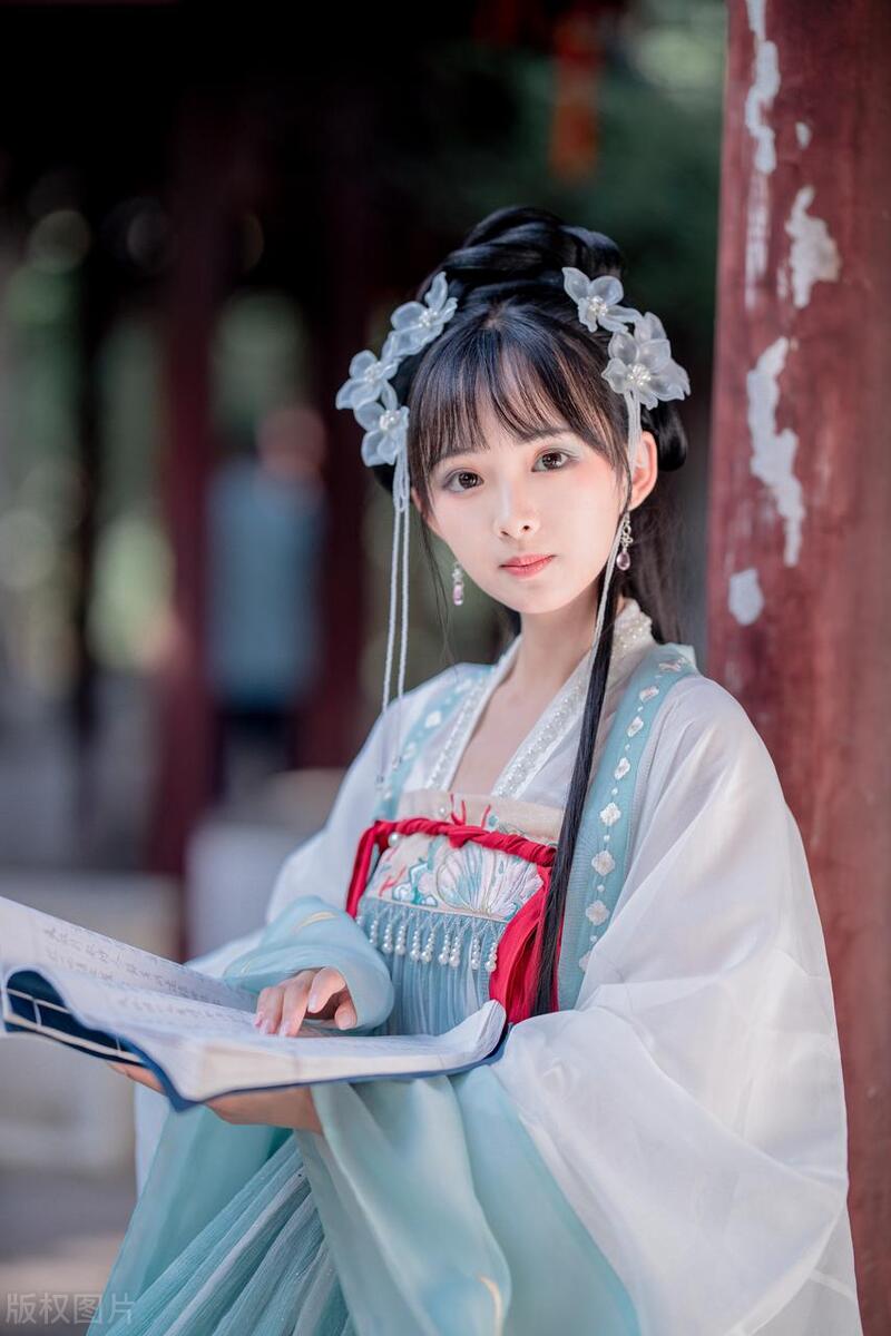 一天一首经典古诗词跟读,一天一首古诗词有声伴读