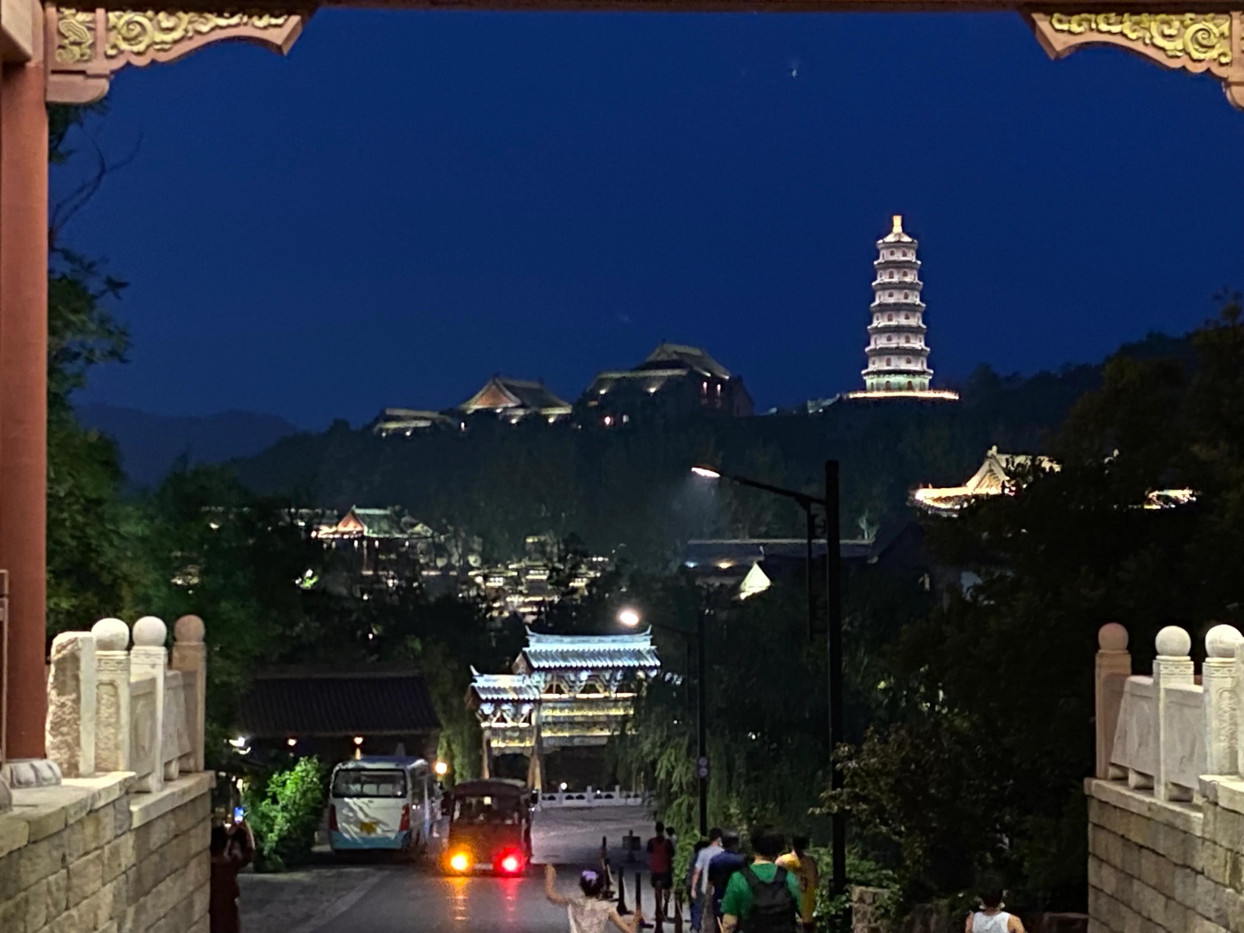 古北水镇60岁以上票价,古北水镇景区内住宿推荐