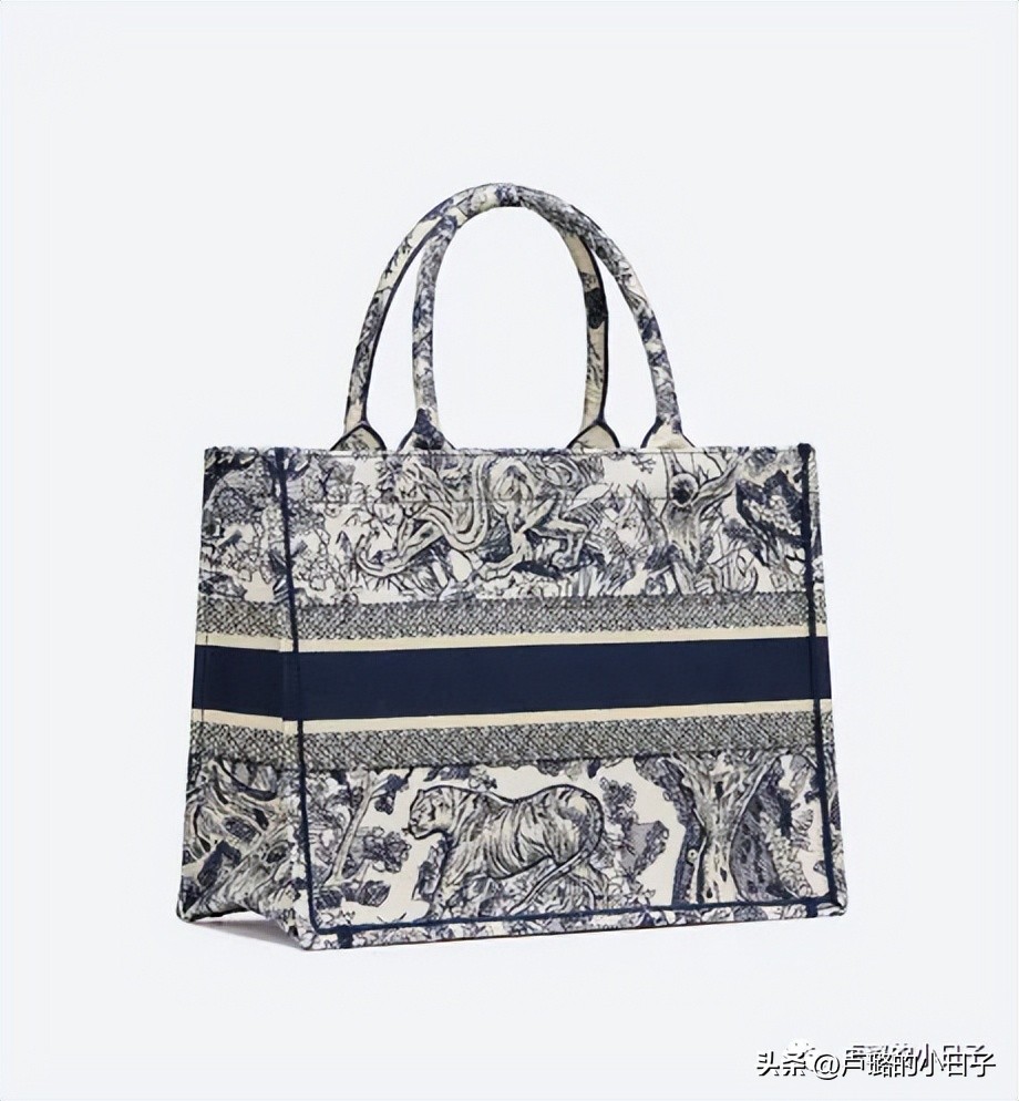 五人衣服套装,5个人穿的衣服礼服