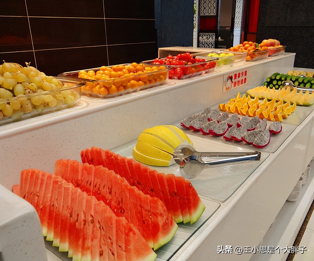 自助餐内幕你以为你能吃就能回本,自助餐真不能吃多