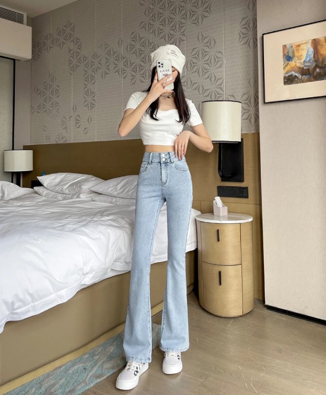 超燃炸街的白T恤牛仔裤穿搭