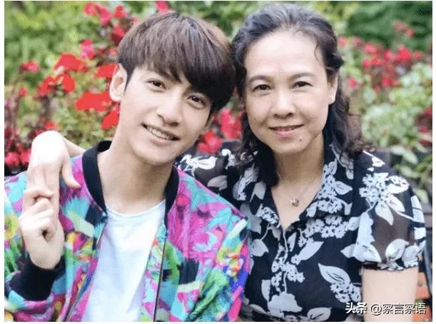 8位鲜少露面的明星妈妈，尤其是最后一位，完全想不到！