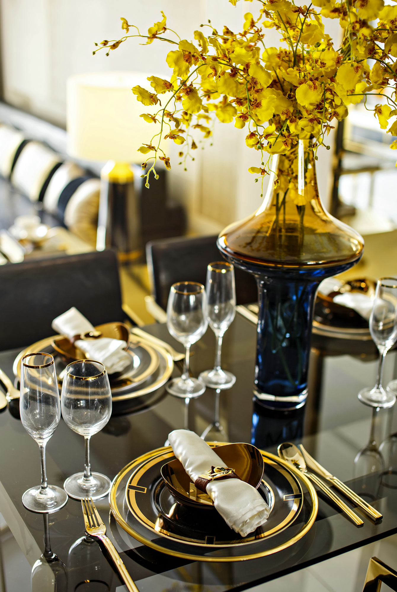 「现代设计风格」DHA香港洪德成设计-YSL精品主题风格样板房