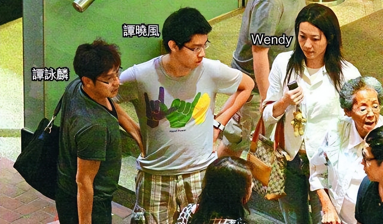 谭咏麟25至70岁,谭咏麟22岁到70岁