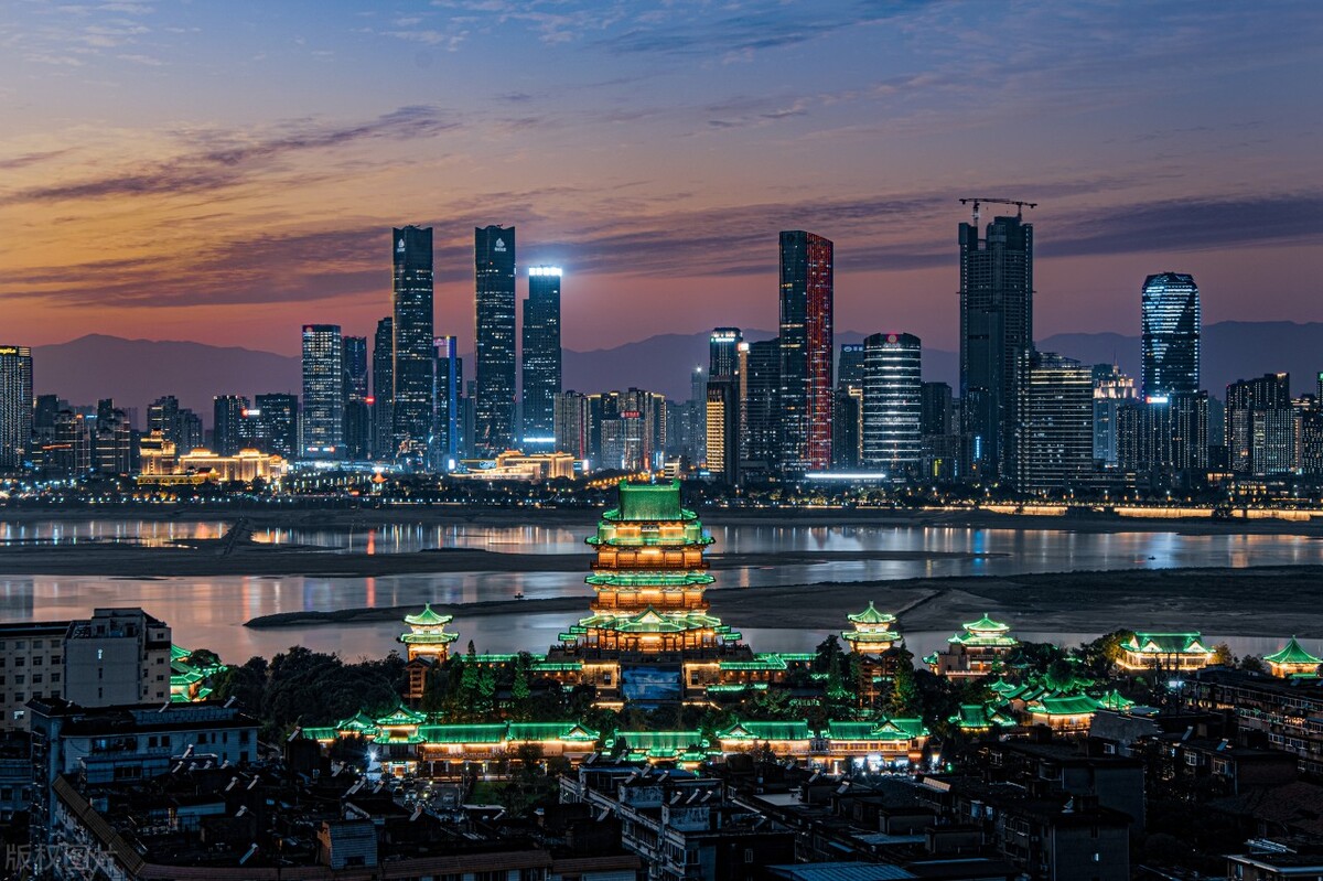 江西景德镇市是几线城市全国排名,南昌市和景德镇市哪个大