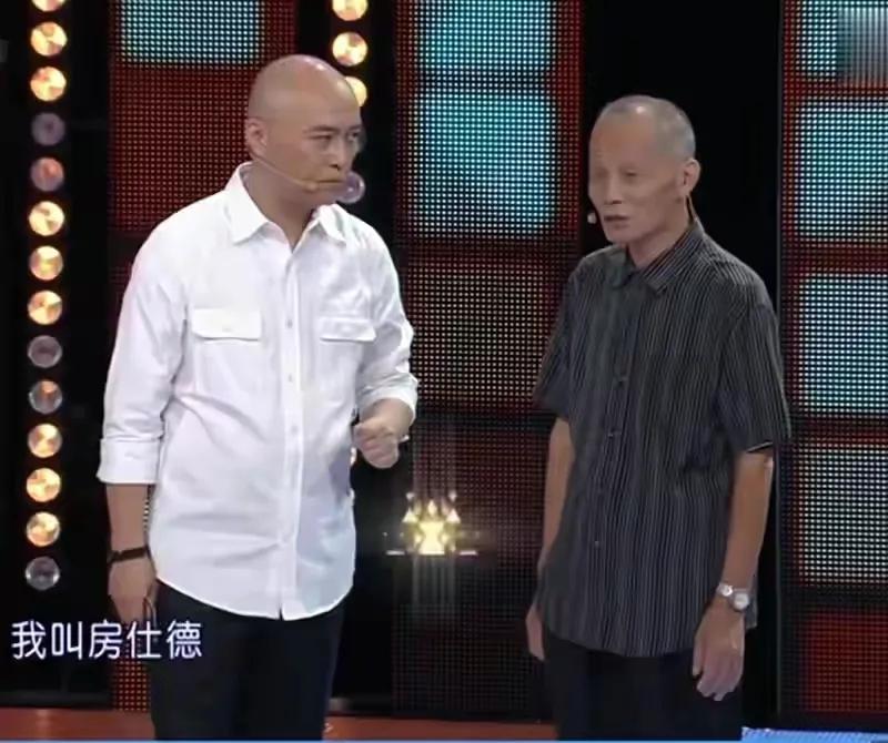 成龙对同父异母兄弟有帮助吗,成龙和同父异母的大哥相见