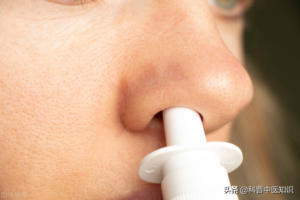 夏天长期呆在空调房里如何解决,夏天吹空调感冒是风寒还是风热