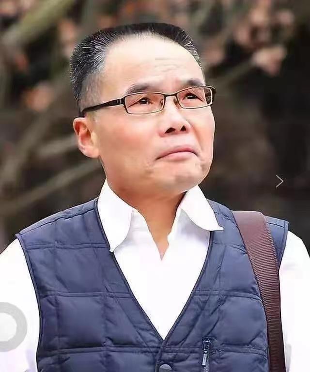 一部知识分子的“精神传”——长篇风情小说《猫鼠传》浅析